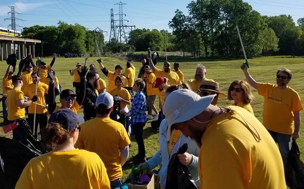 Connectrac - Day of Service at the Trinity River
