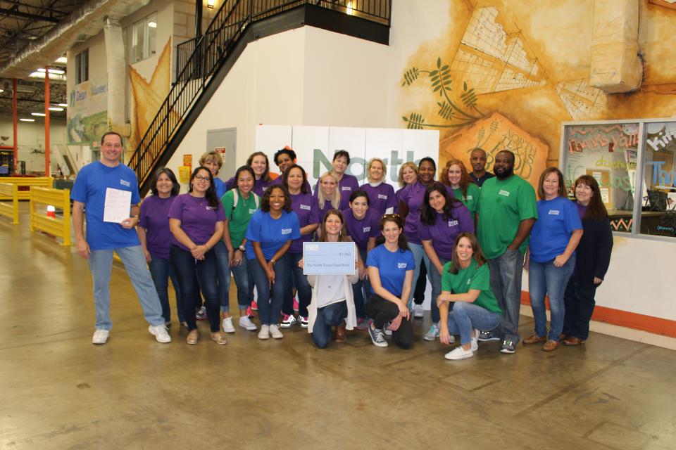 Thanks to their donations of food, money and time to the local food bank, our Dallas office made a real difference in the lives of many in need.