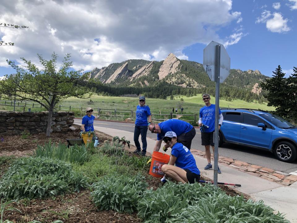 Associates participate in a Baird Gives Back Week activity to support Children’s Hospital of Wisconsin.