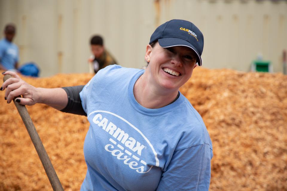 June is CarMax Cares month! Associates are encouraged to volunteer for the causes they care most about.