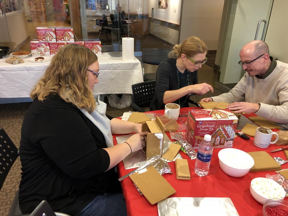 Holiday Decorating - Gingerbread Houses