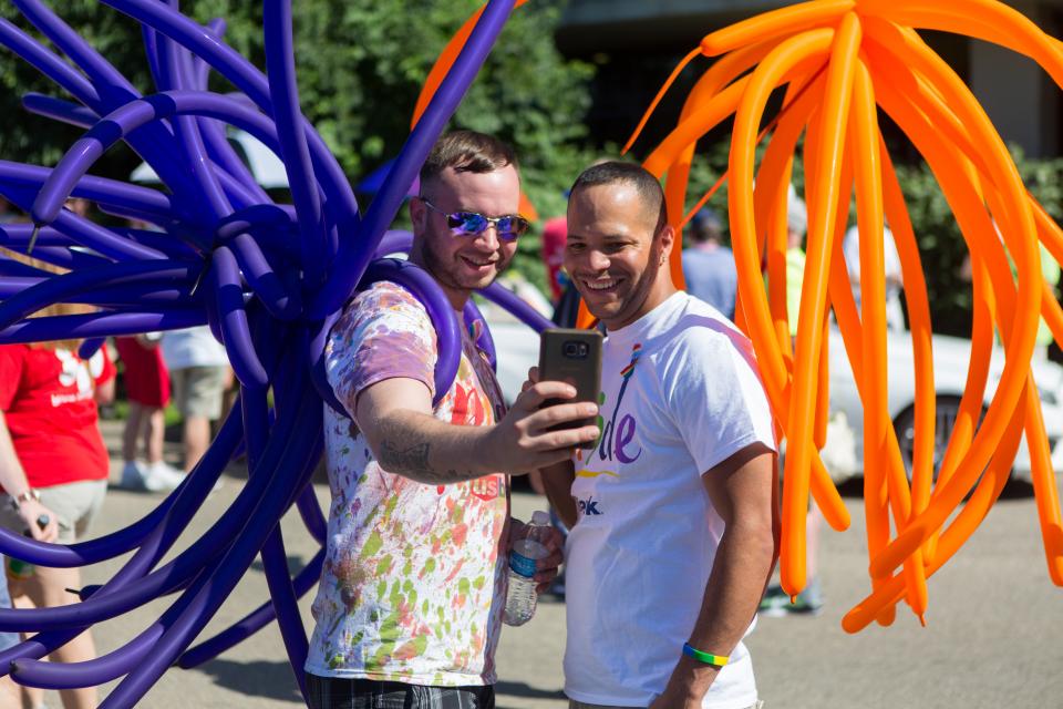 U.S. Bank employees celebrating at the 2016 Cincinnati Pride Parade