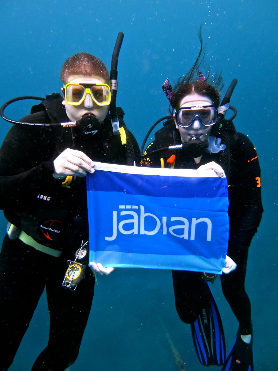 Diving with the Jabian Flag in Australia
