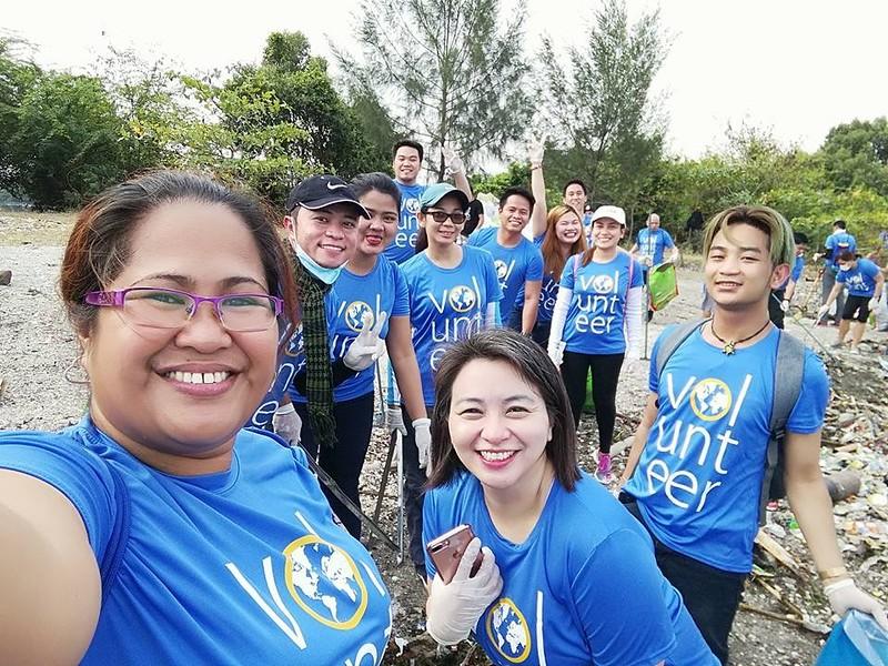 In honor of Earth Day, volunteers from Visa's Manila office helped plant trees and clean up local gardens