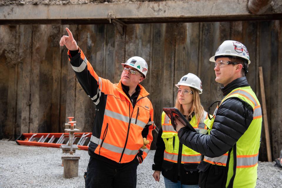 Shawmut employees at Rosewood Houses, a ground-up project of eight luxury residences in West Hollywood.