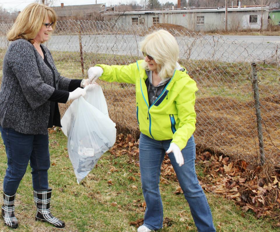 Northstar employees celebrate Earth Day 2015 by picking up litter in their community