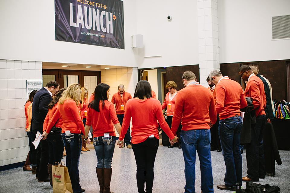 Team Prayer Kicks off Catalyst University 2016